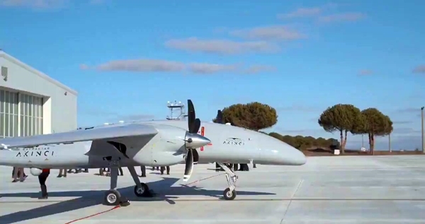 Foto - Göklerde yeni dönemin başlangıcı olacak! Milli Muharip Uçak'tan Akıncı TİHA'ya yeşil ışık