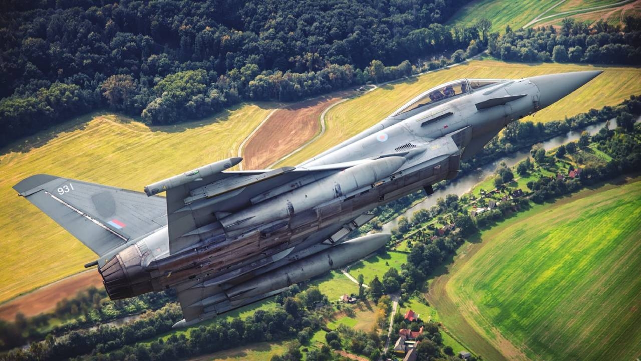 Göklerin yeni prensi 1 milyon saati devirdi! Sırada Türk Hava Kuvvetleri var...