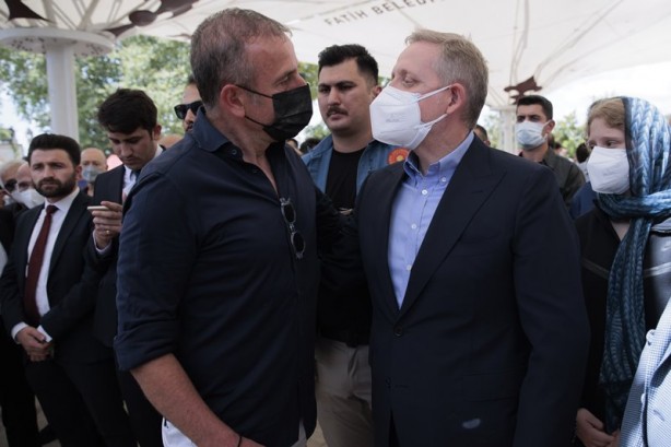 Foto - Göksel Gümüşdağ'ın annesi son yolculuğuna uğurlandı