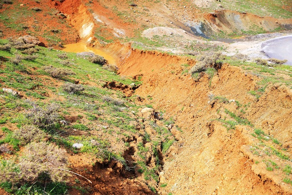 Foto - Göksun’da yüzey kırıkları böyle görüntülendi! Afetin boyutu bir kez daha şaşırttı