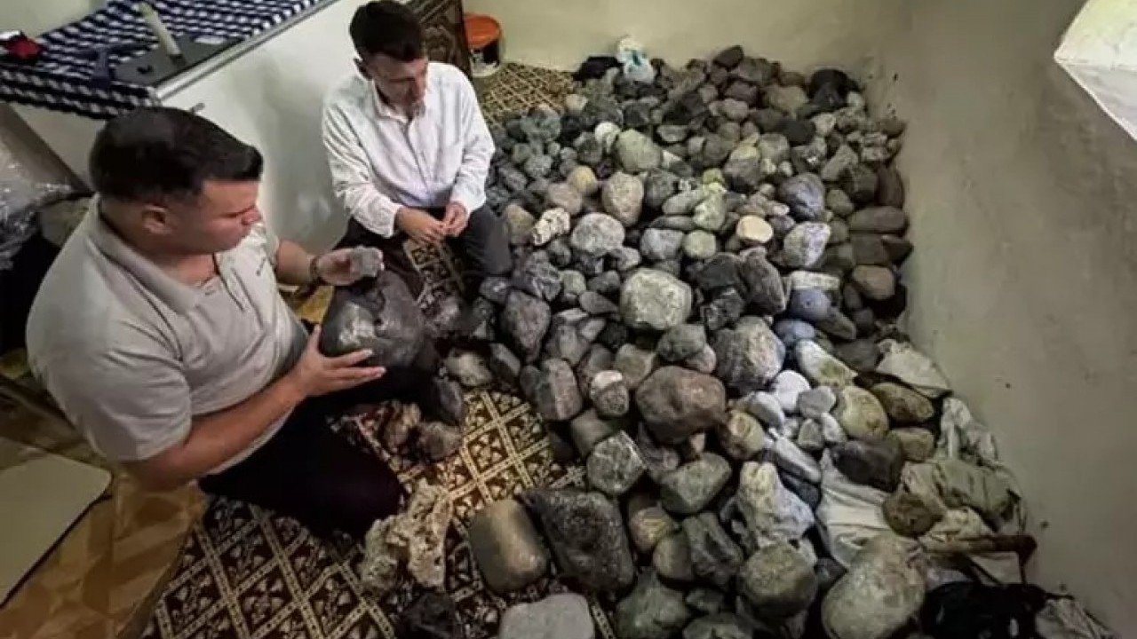 Foto - Göktaşı profesörü!