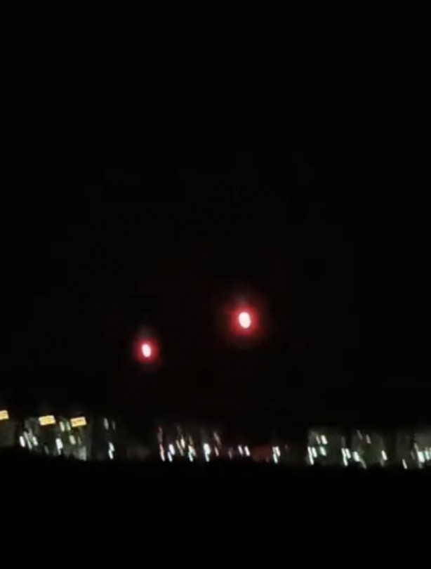 Foto - Gökyüzünde ortaya çıkan ışıklar merak uyandırdı