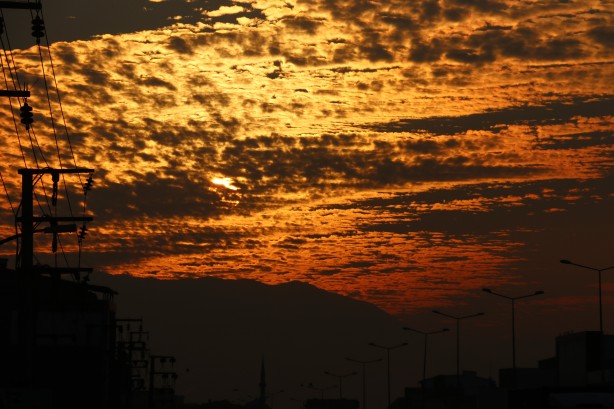 Foto - Gökyüzündeki renk cümbüşü görenleri mest etti!