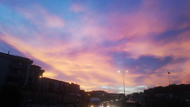 Foto - Gökyüzündeki renk cümbüşü görenleri mest etti!