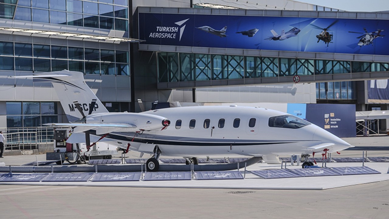 Foto - Gökyüzünün Ferrari'si ortaya çıktı: İşte tüm Türkiye'yi şaşırtan Baykar'ın yeni harikası