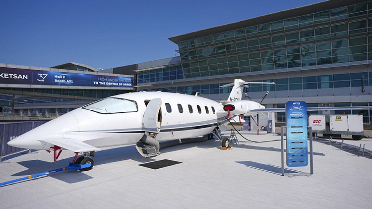 Foto - Gökyüzünün Ferrari'si ortaya çıktı: İşte tüm Türkiye'yi şaşırtan Baykar'ın yeni harikası