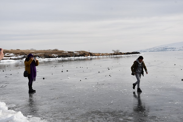 Foto - Göl üzerinde yürüme sezonu açıldı