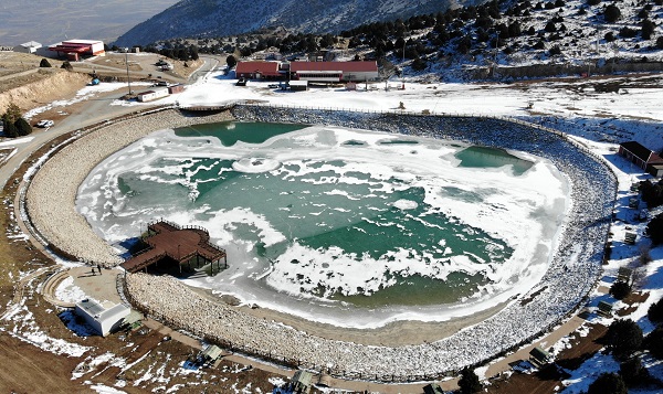 Foto - Göl yüzeyi buz tuttu ortaya bu görüntüler çıktı