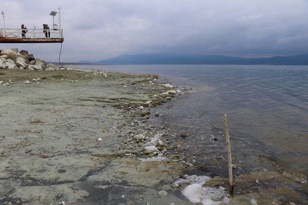 Foto - Gölde şaşırtan görüntü