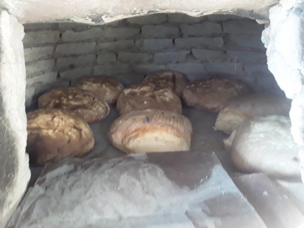 Foto - Gölmarmara’da köylüler bu kez depremzedeler için fırınlarını yaktı