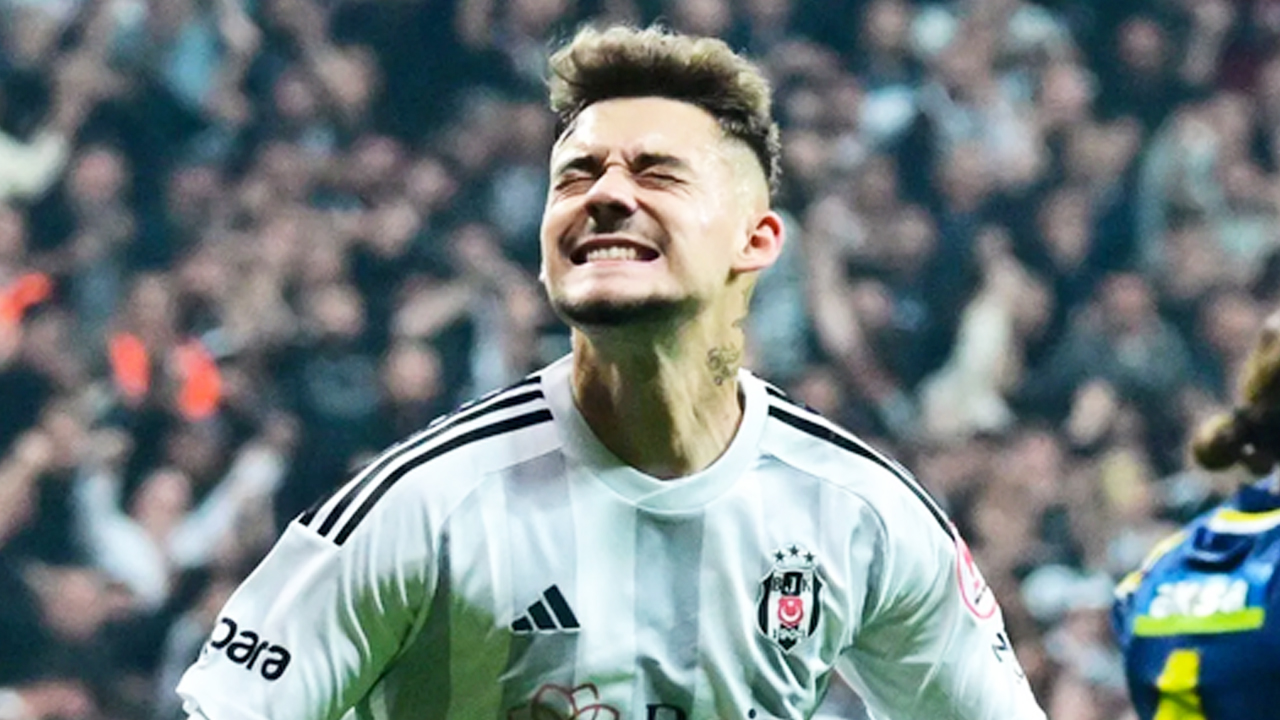 Foto - Gönderin şu işe yaramaz adamı! Patladı patlayacak diye aylardır Beşiktaşlılar uyutuluyor… Gündemi altüst edecek gelişme…