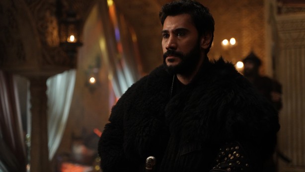 Foto - Gönül Dağı, Teşkilat'ı yayınlayan TRT'de flaş gelişme! TRT az önce tüm kamuoyuna duyurdu: Reyting rekortmeni Selahaddin'de büyük sürpriz...