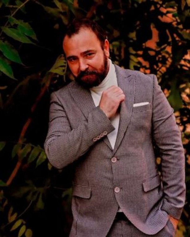 Foto - Gönül Dağı'nın unutulmaz oyuncusu! Depremzedeler için sahip olduğu tek şeyi bağışladı!