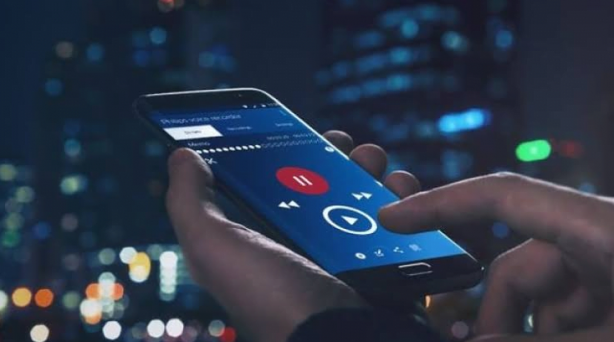 Foto - Google bir uygulamasını daha yeniliyor