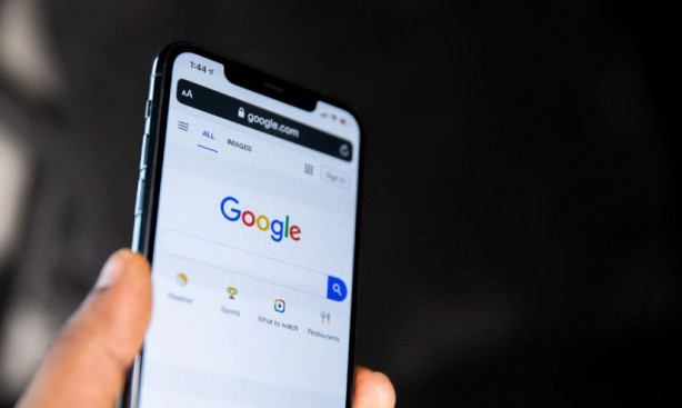 Foto - Google, iPhone kullanıcıları için harekete geçti