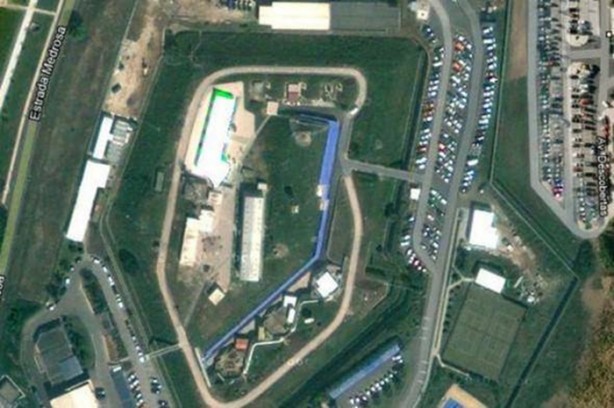 Foto - Google Maps bu bölgeleri görmüyor!