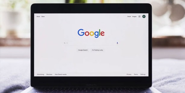 Foto - Google, öğrencilere bilgisayar eğitimi verecek