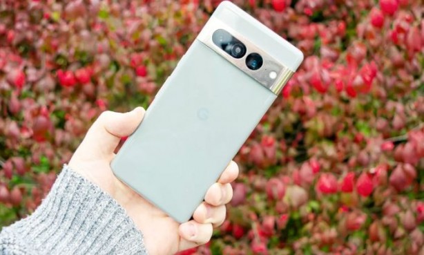 Foto - Google Pixel 8 Pro tanıtıldı! 7 yıl güncelleme garantisi