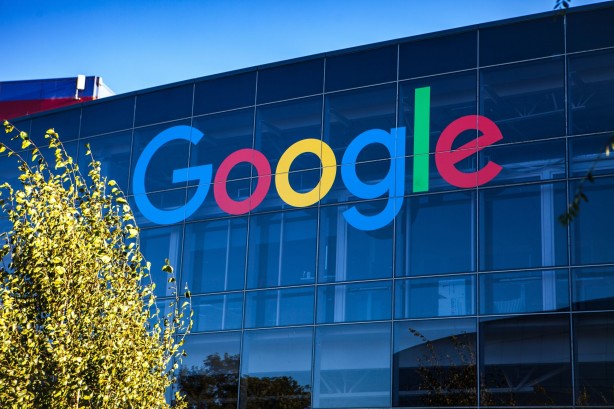 Foto - Google reklamları kontrol etmeye izin verecek