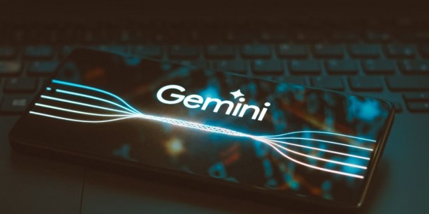 Foto - Google, yapay zekayı öğrencilerin kullanımına sunuyor