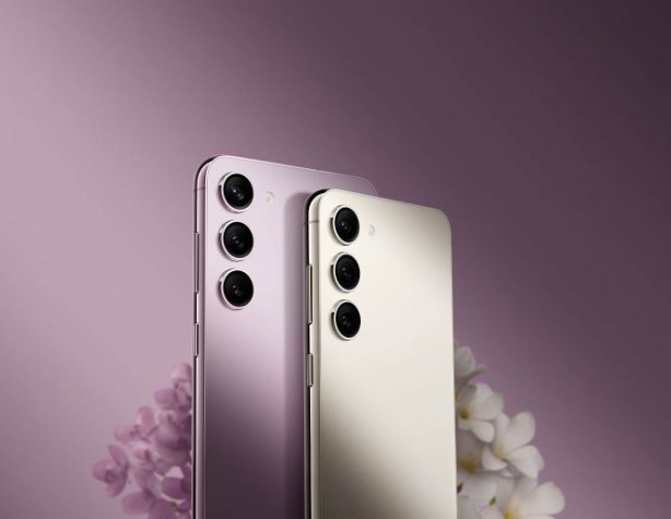 Foto - Google'dan Samsung'a uyarı