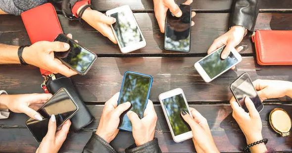 Foto - Google'dan Samsung'a uyarı