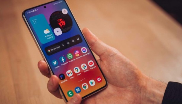 Foto - Google'dan Samsung'a uyarı