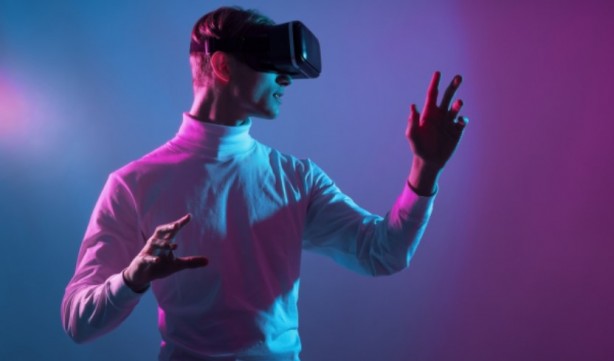 Foto - Google'dan yeni Mekansal AR gözlüğü! Geçmişe gitmek mümkün