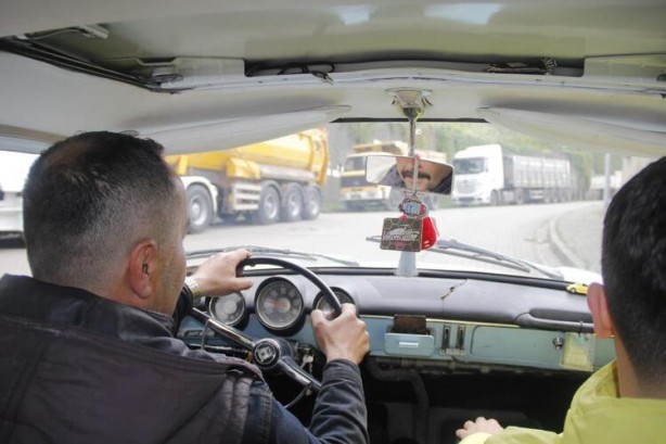 Foto - Gören bir daha bakıyor! Nostaljik aracına talep çok, fiyatı 350 bin TL