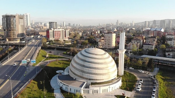 Foto - Gören dönüp tekrar bakıyor!