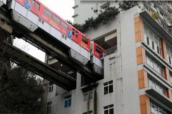 Foto - Gören dönüp tekrar bakıyor! İşte birbirinden ilginç o binalar