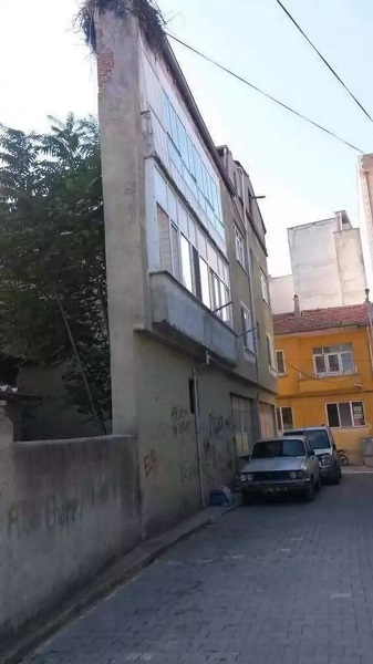 Foto - Gören dönüp tekrar bakıyor! İşte birbirinden ilginç o binalar