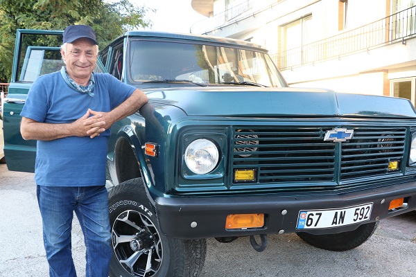 Foto - Gören fotoğraf çektirmek istiyor! Bu araç için ev teklif ettiler