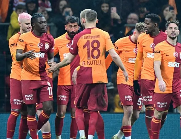 Foto - Gören gözlerine inanamayacak: Bitirici hamleyi yapmak üzere… Fenerbahçe’yi dehşete düşüren gelişmeyi duyurdu