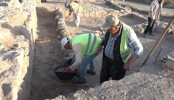Foto - Gören tekrar dönüp bakıyor! 1700 yıllık eser hayran bırakıyor