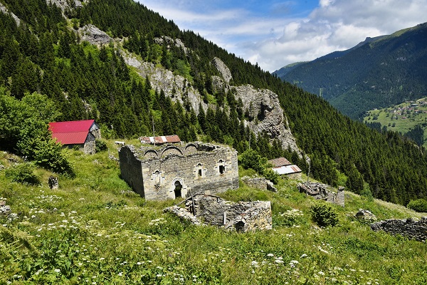 Foto - Görenler buradan ayrılmak istemiyor! Bu doğa harikası Türkiye'de
