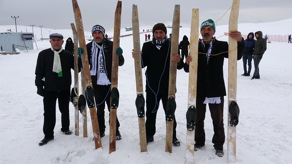 Foto - Görenler dönüp tekrar bakıyor! Bu kayağın farkı ne? 