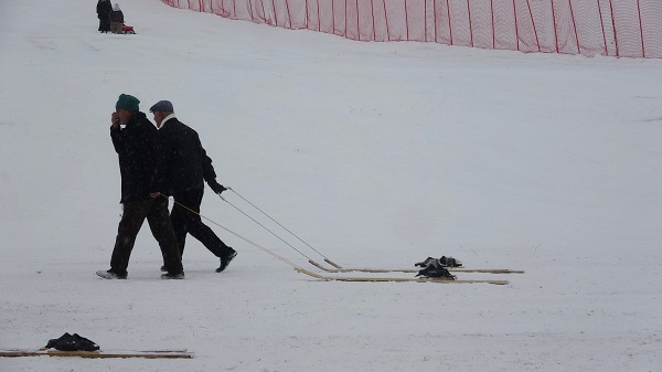 Foto - Görenler dönüp tekrar bakıyor! Bu kayağın farkı ne? 