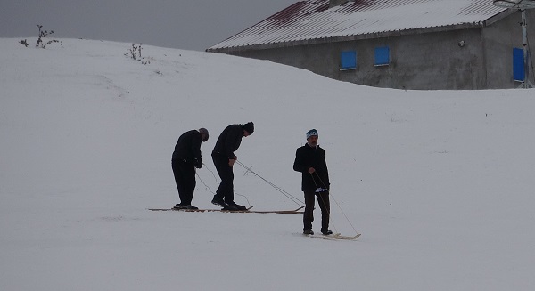 Foto - Görenler dönüp tekrar bakıyor! Bu kayağın farkı ne? 