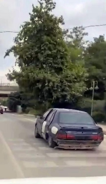 Foto - Görenler dönüp tekrar bakıyor! Herkesin gözü bu otomobilin üzerinde