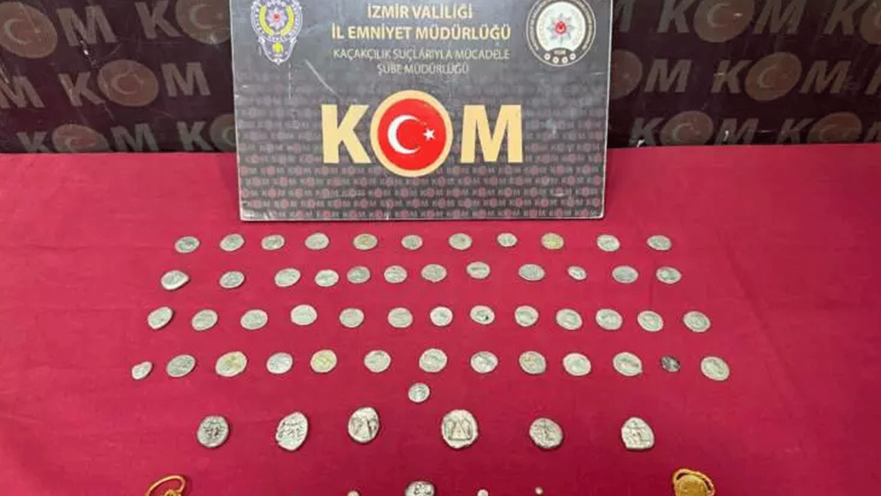 Foto - Görenler gözlerine inanamadı: Diş macununun içinden bakın ne çıktı!