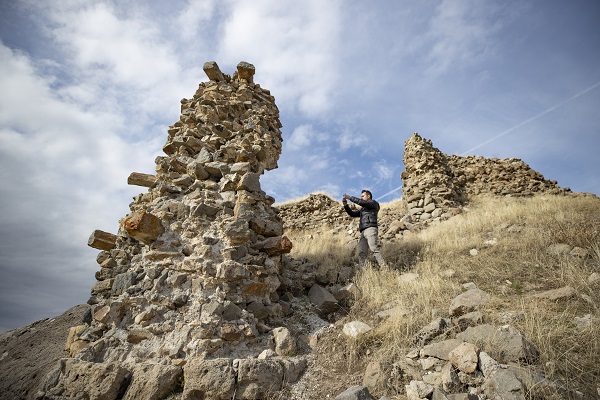 Görenler hayran kalıyor: Ambar Kalesi