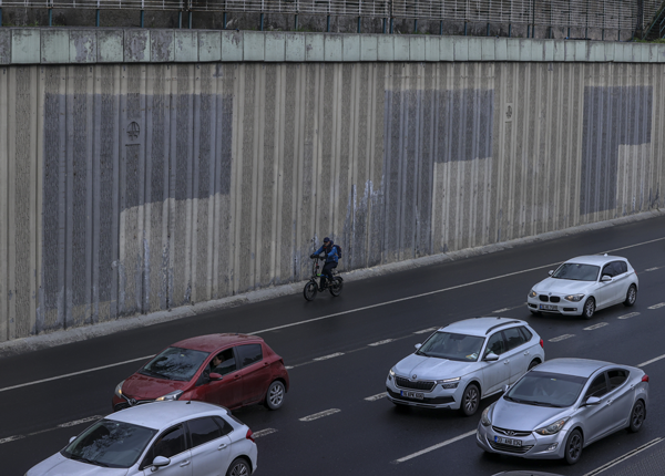 Foto - Görenler inanamıyor! CHP'li İBB'ye tepkiler çığ gibi