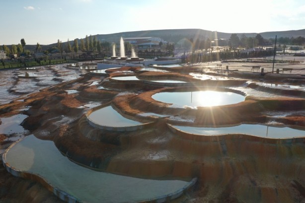 Foto - Görenler Pamukkale sanıyor ama durum çok farklı!