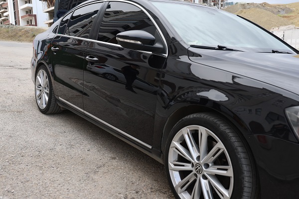 Foto - Görenler şaşıp kaldı! Bakın neden aracının bagajını taşla doldurdu