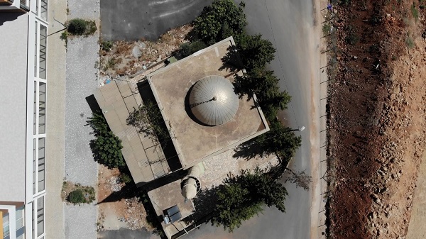 Foto - Görenler şaşırıp kalıyor! Bu camiler neden yolun ortasında