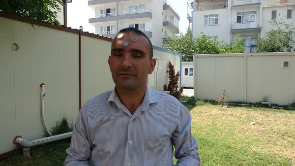 Foto - Görenler şaşırıp kalıyor! Mıknatıs adam her şeyi çekiyor