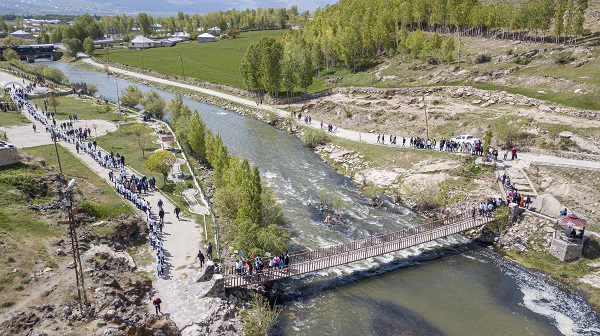 Foto - Görenler şaşkın! Kuraklık orayı da vurdu
