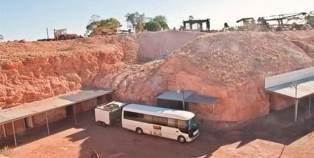 Foto - Görenler şaşkına döndü! Deliğin içinden şehir çıktı