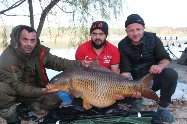 Foto - Görenlere hayretler içinde kaldı: Türkiye’nin en büyüğü bilecik’te yakalandı!